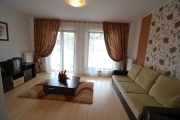 Фото номера Люкс с джакузи Отель Hotel Brancoveanu г. Моечу-де-Жос 17