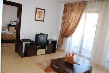 Фото номера Люкс с джакузи Отель Hotel Brancoveanu г. Моечу-де-Жос 31